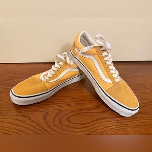 Vans Classic Yellow and white Canvas